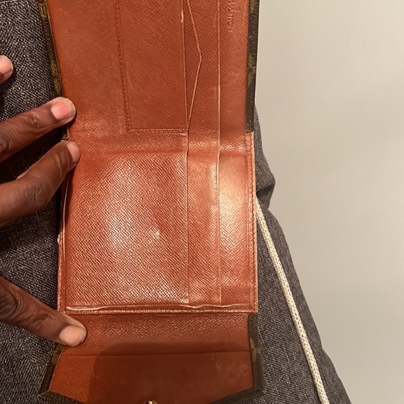 Authentic Vintage Louis Vuitton Tri Fold Wallet - Picture 3 of 8